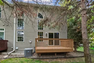 9370 Rath Pl, Eden Prairie, MN 55347 - Photo 31