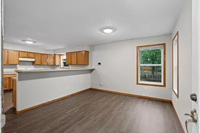 2321 Lyndale Avenue N, Minneapolis, MN 55411 - Photo 3