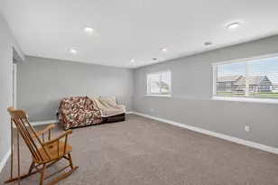 17528 Dunkirk Wy, Lakeville, MN 55044 - Photo 27