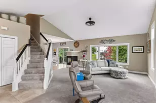 10346 Fallgold Parkway N, Brooklyn Park, MN 55443 - Photo 9