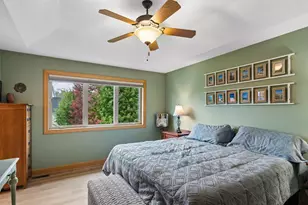 10346 Fallgold Parkway N, Brooklyn Park, MN 55443 - Photo 19