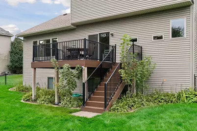 10346 Fallgold Parkway N, Brooklyn Park, MN 55443 - Photo 31