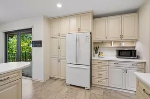 8060 Pennsylvania Rd, Bloomington, MN 55438 - Photo 7
