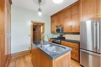 111 Isabel Street E, Saint Paul, MN 55107 - Photo 13