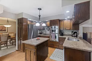 481 Marie Ave W, West Saint Paul, MN 55118 - Photo 13