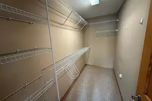 3110 Frontier Dr, Woodbury, MN 55129 - Photo 9
