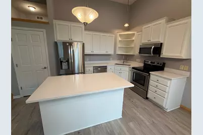 3110 Frontier Drive, Woodbury, MN 55129 - Photo 5
