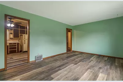 521 S 2nd Street, La Crescent, MN 55947 - Photo 7