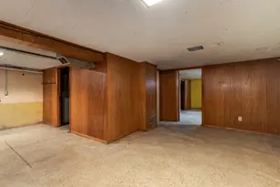 521 S 2nd St, La Crescent, MN 55947 - Photo 13