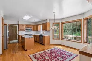 5 Acorn Dr, Sunfish Lake, MN 55077 - Photo 9