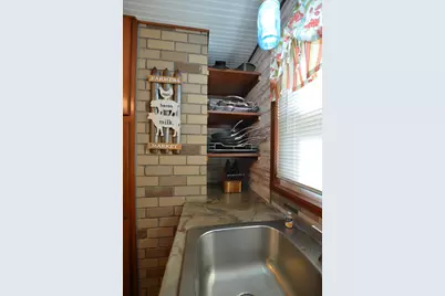 855 Cottage Avenue E, Saint Paul, MN 55106 - Photo 9
