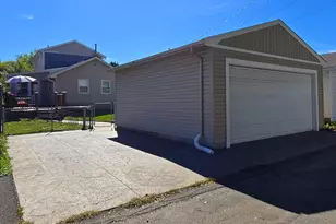 855 Cottage Ave E, Saint Paul, MN 55106 - Photo 25
