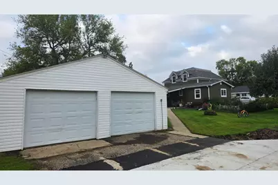 210 Snure Street, Lakefield, MN 56150 - Photo 21