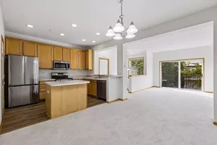 7616 Southridge Ln, Savage, MN 55378 - Photo 7