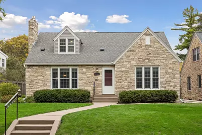 1359 Idaho Avenue W, Falcon Heights, MN 55108 - Photo 3
