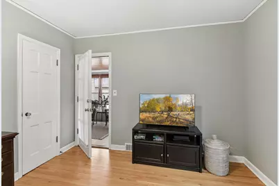 1359 Idaho Avenue W, Falcon Heights, MN 55108 - Photo 23
