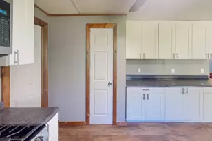 560 E Isle St, Isle, MN 56342 - Photo 7