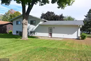 1803 Judd Ave N, Glencoe, MN 55336 - Photo 3
