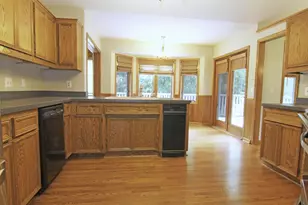 8023 Delano Ct, Inver Grove Heights, MN 55076 - Photo 15