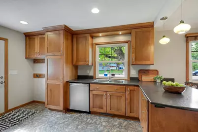10307 Nicollet Avenue S, Bloomington, MN 55420 - Photo 13