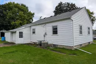 461 2nd St NW, Wells, MN 56097 - Photo 3