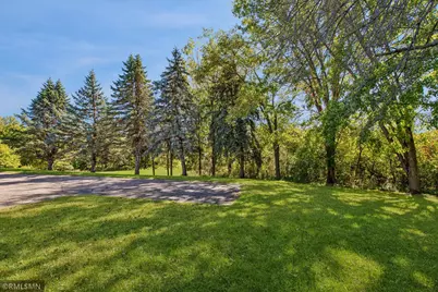 1105 Park Street W #5, Cannon Falls, MN 55009 - Photo 3