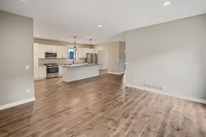 316 Prairie Way S, Bayport, MN 55003 - Photo 11