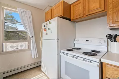 1110 E 10th Street, Duluth, MN 55805 - Photo 11
