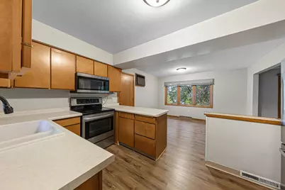 120 Brand Avenue, Faribault, MN 55021 - Photo 9