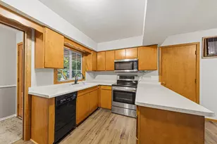 120 Brand Ave, Faribault, MN 55021 - Photo 5