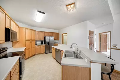 218 River Woods Drive W, Saint Paul Park, MN 55071 - Photo 13