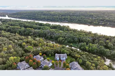 218 River Woods Drive W, Saint Paul Park, MN 55071 - Photo 3