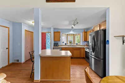 30731 Redding Avenue, Shafer, MN 55074 - Photo 5