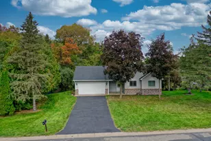 5480 273rd St, Wyoming, MN 55092 - Photo 1