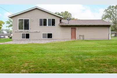 8112 Lad Parkway, Brooklyn Park, MN 55443 - Photo 43