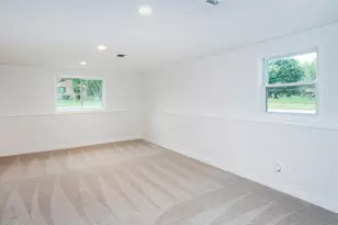 8112 Lad Pkwy, Brooklyn Park, MN 55443 - Photo 27