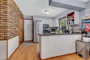 908 Brenda Lee Dr, Saint Cloud, MN 56303 - Photo 7