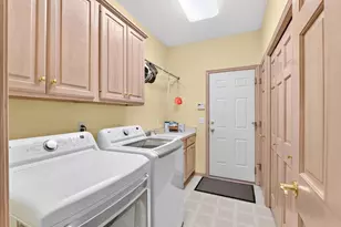7982 Dunkirk Ln N, Maple Grove, MN 55311 - Photo 11
