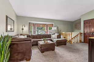 4712 Covington Ct, Eagan, MN 55122 - Photo 9