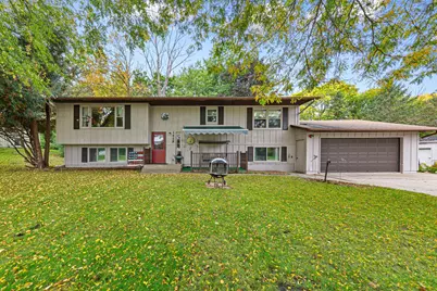 1428 11th Avenue NE, Faribault, MN 55021 - Photo 3