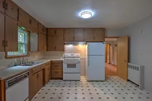 495 W 1st St, Rush City, MN 55069 - Photo 7