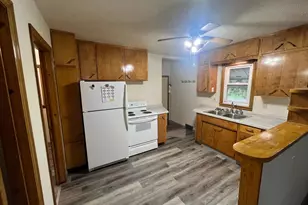 310 4th St NW, Little Falls, MN 56345 - Photo 9