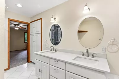 2646 Shadow Lane, Chaska, MN 55318 - Photo 17
