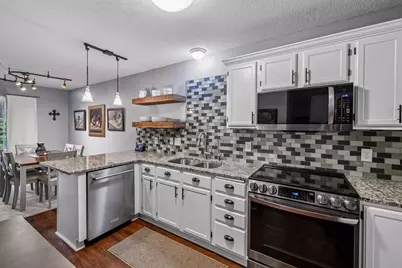 18185 Warbler Lane, Eden Prairie, MN 55346 - Photo 11