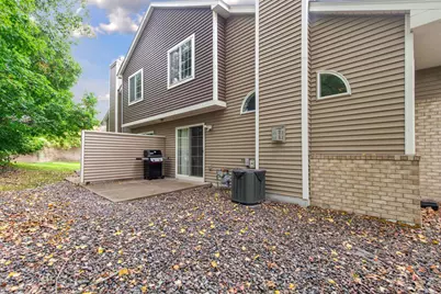 18185 Warbler Lane, Eden Prairie, MN 55346 - Photo 29