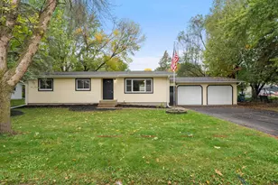1397 Meadowlark Ln, New Richmond, WI 54017 - Photo 3