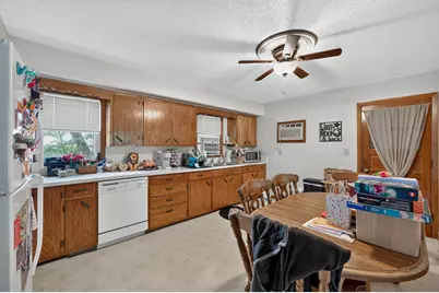 406 N Division Street, Roberts, WI 54023 - Photo 7