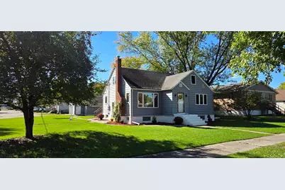 601 10th Street, International Falls, MN 56649 - Photo 1