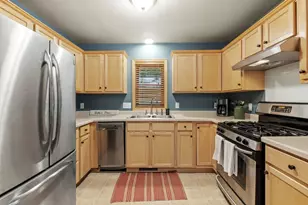 220 Baker St E, Saint Paul, MN 55107 - Photo 11
