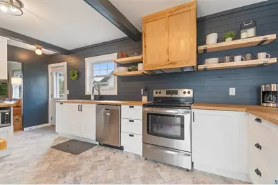 23 N 65th Avenue W, Duluth, MN 55807 - Photo 3